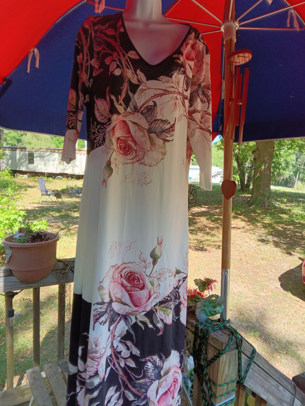 Floral V-Neck Maxi Dress - White & Black with Rose Print